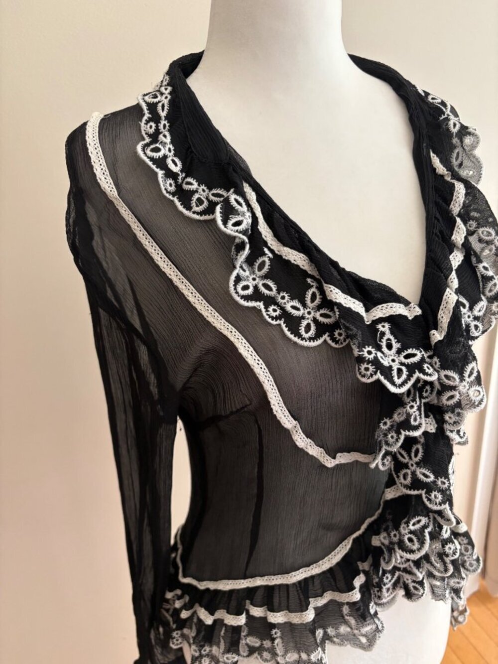 Vintage Silk Black Sheer Ruffle Whimsigoth Romantic Boho Blouse Top Medium* - Picture 3 of 12